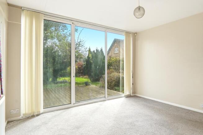 4 bed Detached for sale Image 5