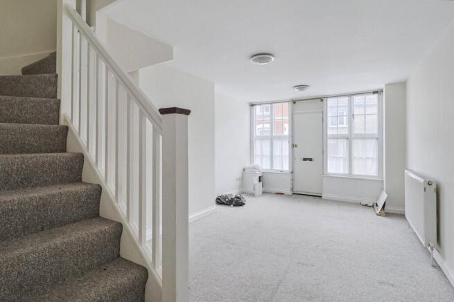 1 Crown Mews, South Street, Crewkerne, Somerset, TA18 8DB