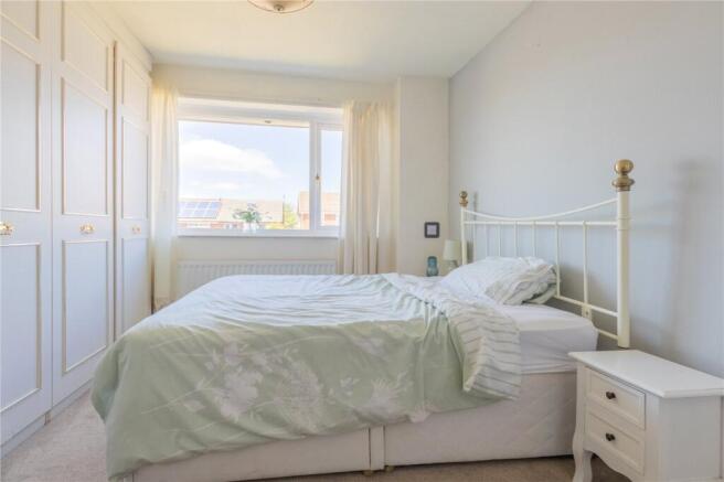 3 bed Terraced for sale Image 9
