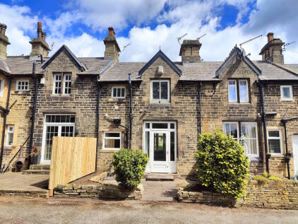 108 Wakefield Road, Lightcliffe, HX3 8TH