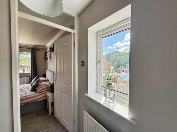 2 bed Semi-Detached for sale Image 10