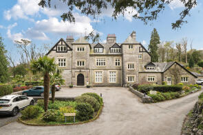 7, Hampsfield House, Windermere Road, Grange-over-sands LA11 6JX