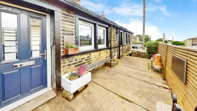 3 bed Semi-Detached Bungalow for sale Image 11