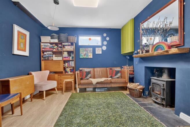 4 bed Terraced for sale Image 8