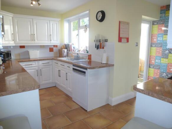 Kitchen.JPG