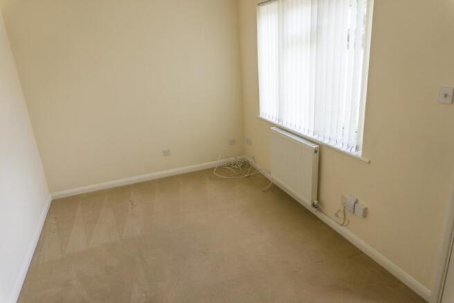 2. LOUNGE