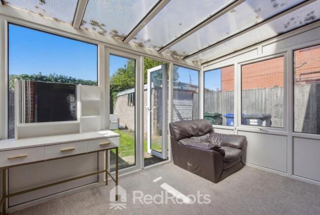 2 bed Semi-Detached for sale Image 8