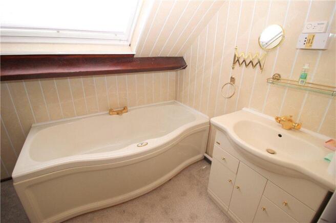 En Suite Bathroom