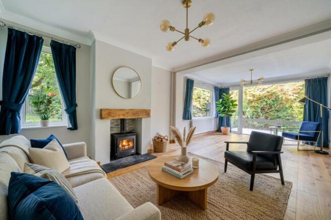 Sitting room furnished 1.jpeg