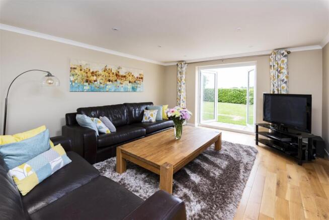 4 Goold Close, Corston, BA2 9AF-4.jpg