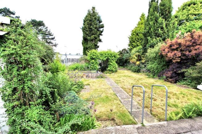 GARDEN VIEW 2