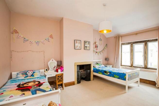 3 bed Terraced for sale Image 8