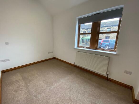 GF bedroom.jpg