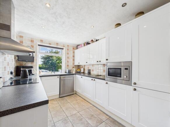 3 bed Detached for sale Image 6