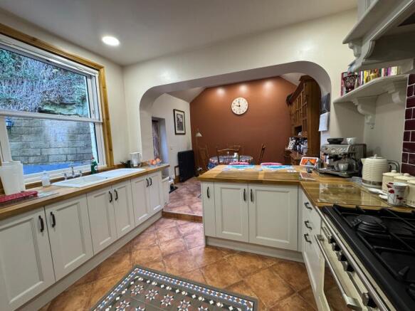 Bearwood Hill Road, Burton-On-Trent, DE15 photo 4