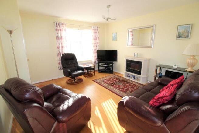 LOUNGE TWO