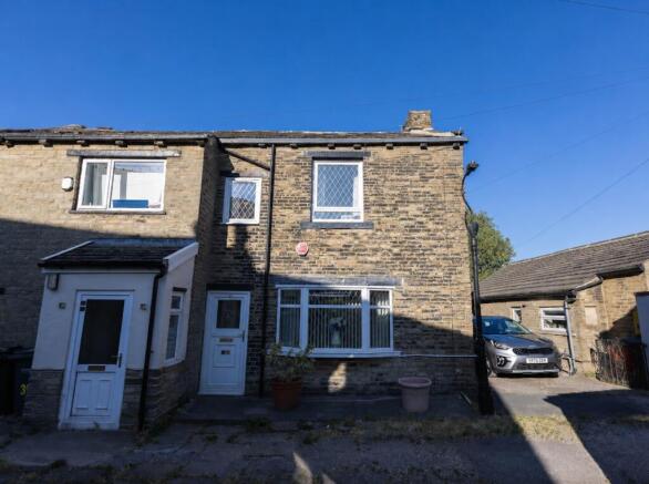 2 bed Cottage for sale in bradford