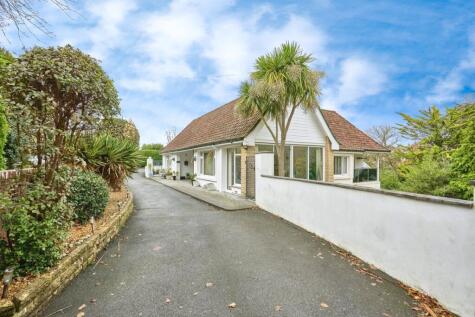 Victoria Avenue, Shanklin, PO37