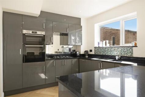 Thornbury Gardens, Borehamwood