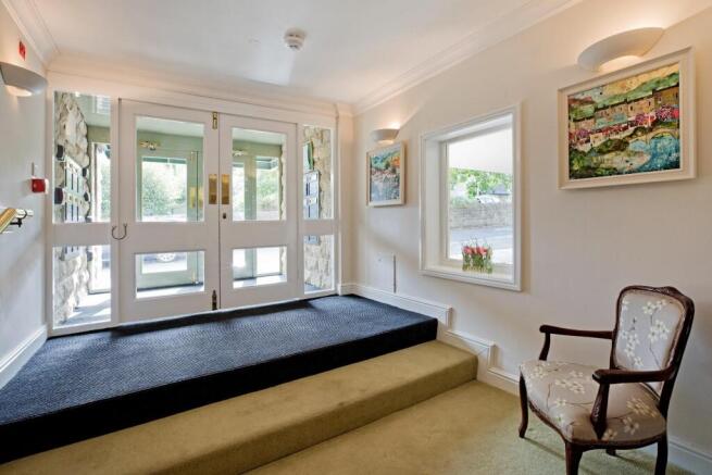 2 bed Apartment for sale Image 9