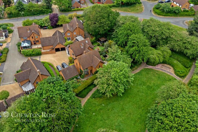 Cranberry Close, Walnut Tree photo 4