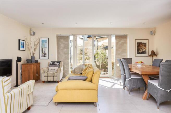 9 Midland Close-23.jpg