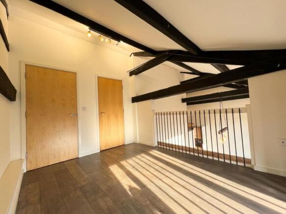 1 bed Apartment for sale Image 6