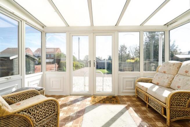 2 bed Detached Bungalow for sale Image 9