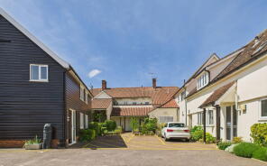 Flat 6, White Hart Court, High Street, Woodbridge IP13 0RA