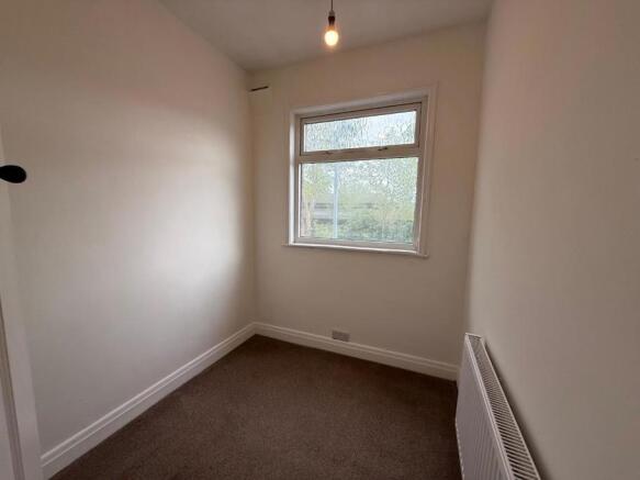 3 bed End of Terrace to rent Image 6