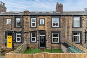 5a, South Parade, Leeds LS27 8AJ