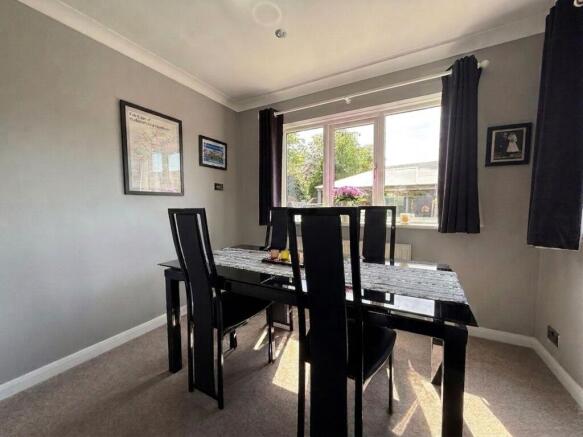 3 bed Detached for sale Image 8