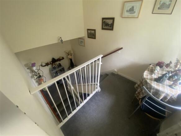 2 bed Apartment for sale Image 4