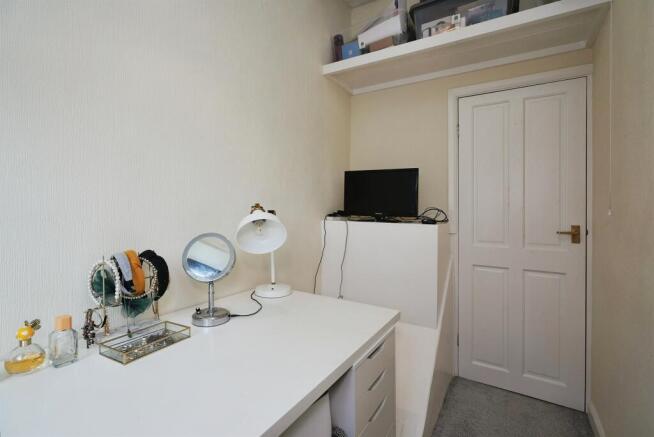 2 bed Terraced for sale Image 11