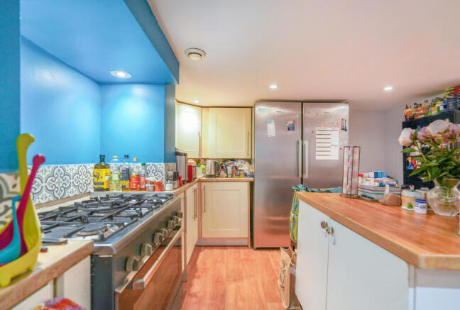 3 bed Terraced for sale Image 6