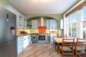15, Hillfield Park, Hornsey, London N10 3QT