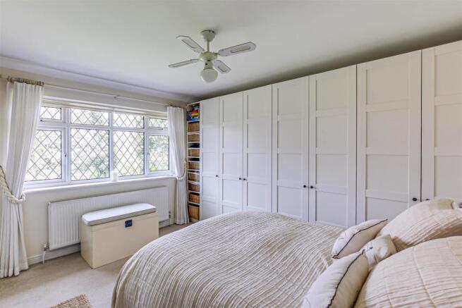 16. Bedroom 1.jpg