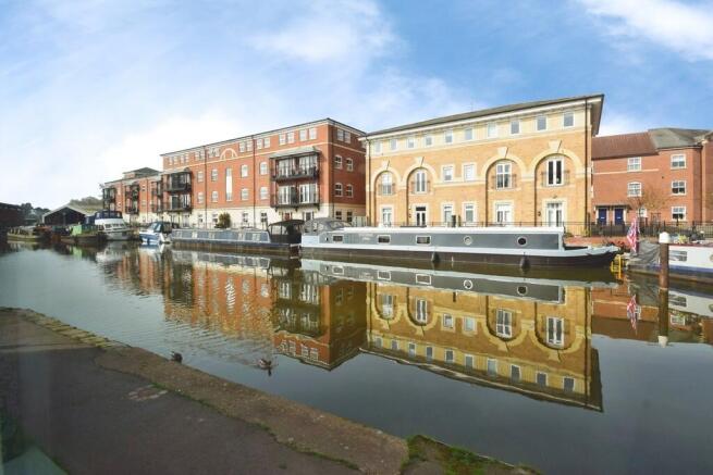 11 The Wharf, vie...