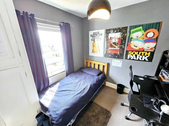 3 bed Semi-Detached for sale Image 8