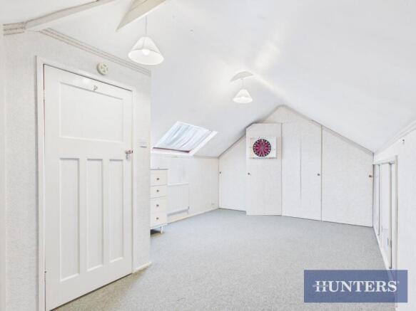 2 bed Semi-Detached Bungalow for sale Image 8