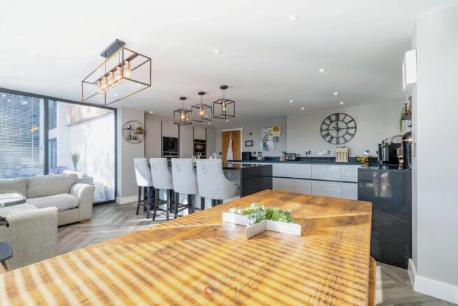 Kitchen diner