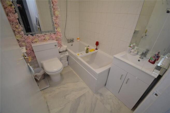 1 bed Apartment for sale Image 4