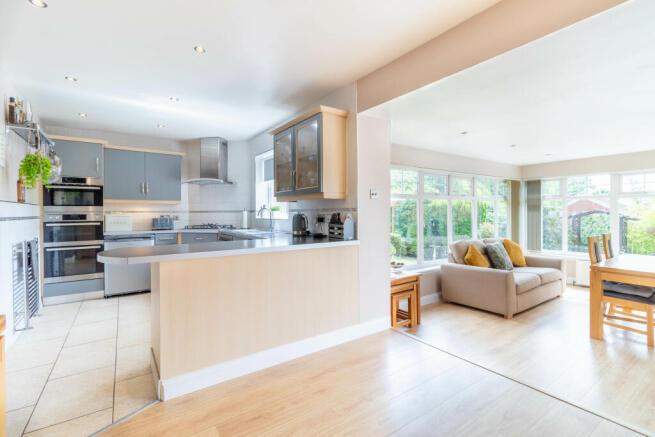 Open-Plan Dining Area/Kitchen