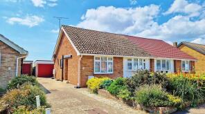 30, Sycamore Way, Kirby Cross CO13 0QW