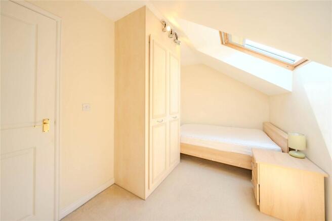 2 bed Apartment for sale Image 4
