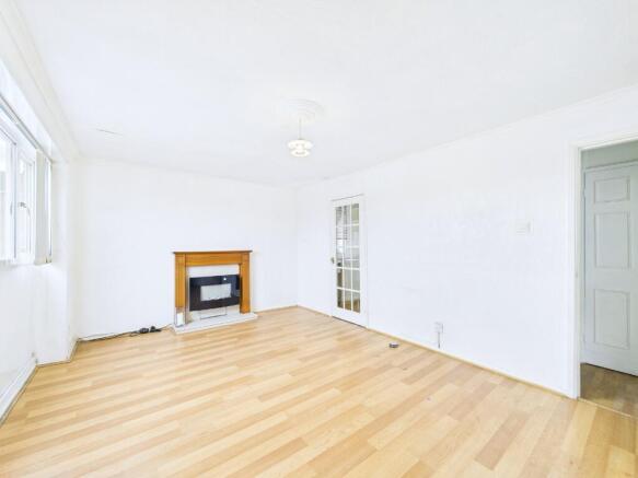 Coronation Court, Coronation Avenue, East Tilbury, Tilbury, Essex, RM18 photo 2