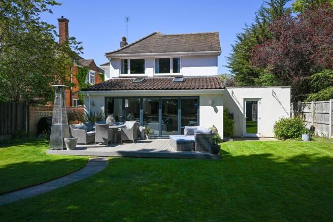 Rear of property 2.jpg