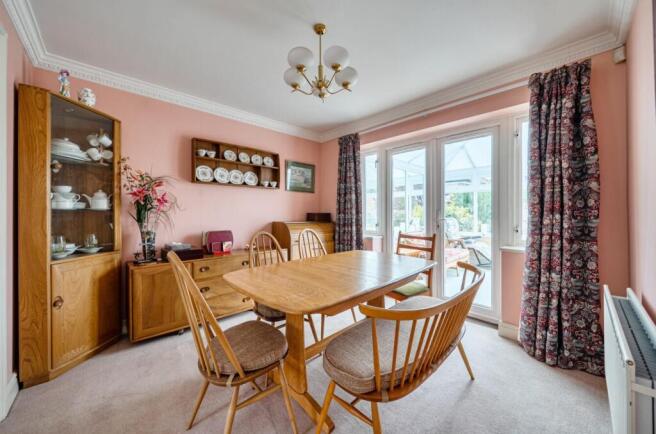 Blenheim Close, Knightwood Park, Chandler's Ford photo 4