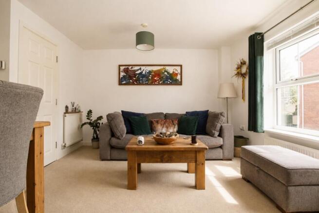 3 bed Terraced for sale Image 4