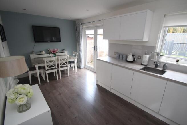Dining kitchen